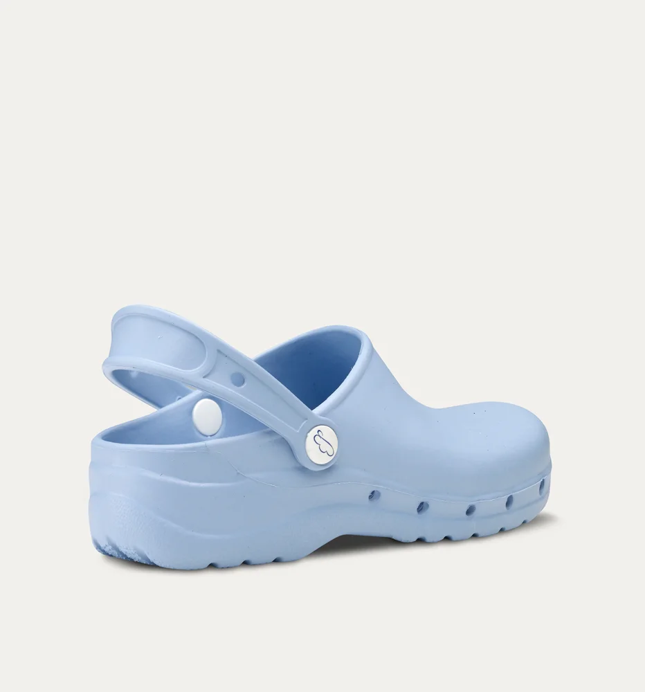 Soca modelo Flotante I Azul Claro